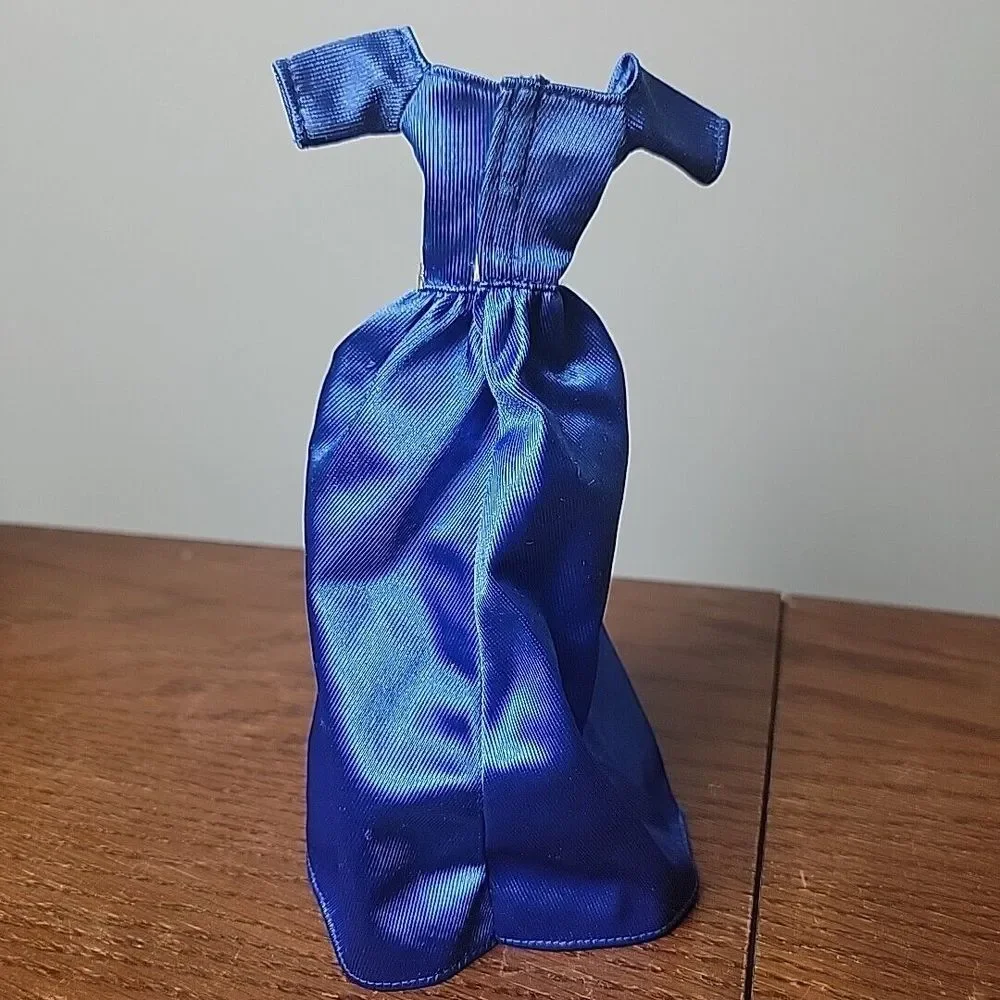 Vintage 1990's‎ Barbie Silky Gown Blue & Silver Mattel